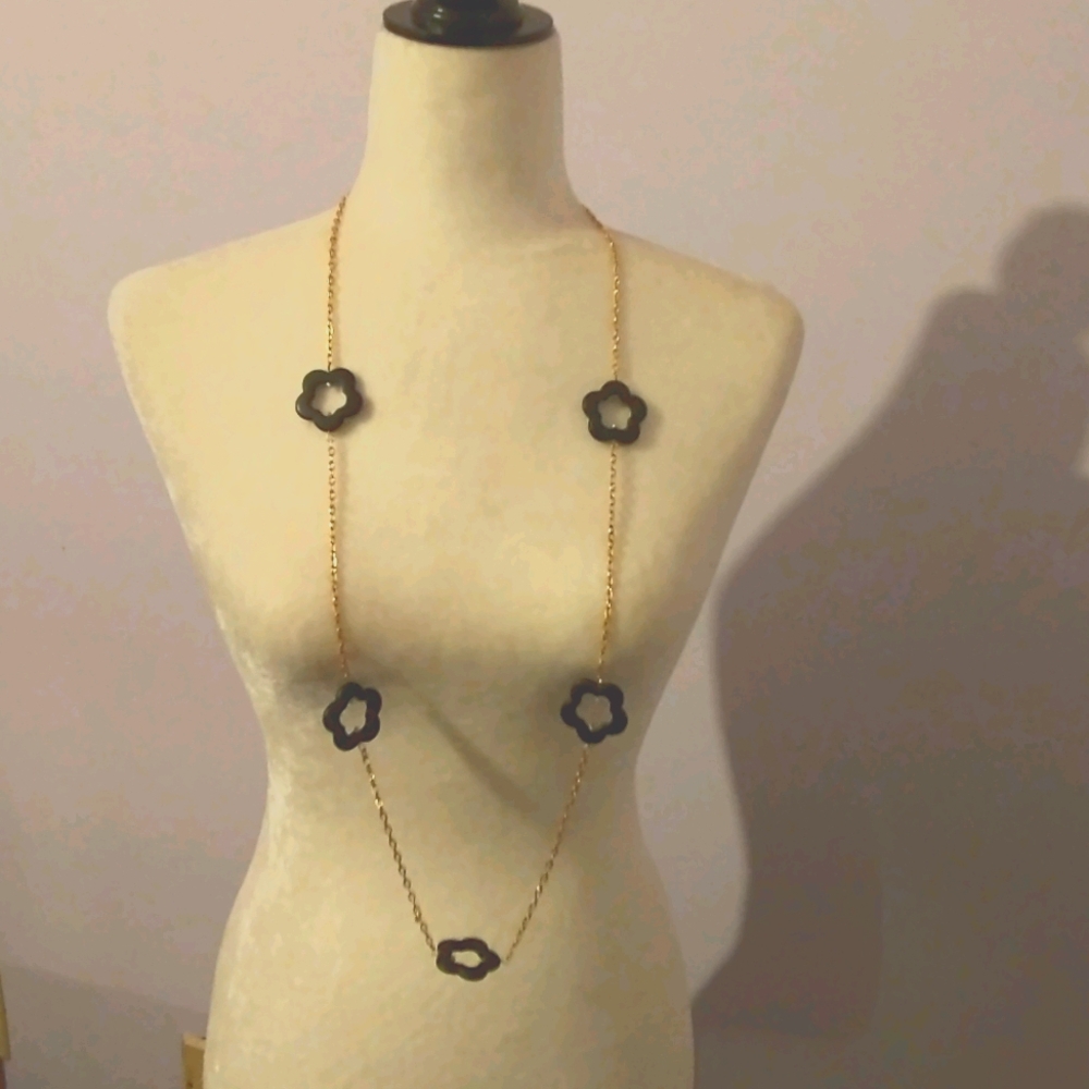 Necklace - Picture 4 of 6